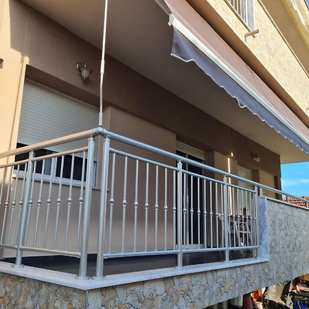 Dimitris Apartments Неа-Плайя Экстерьер фото