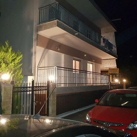 Dimitris Apartments Неа-Плайя Экстерьер фото