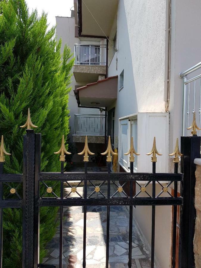 Dimitris Apartments Неа-Плайя Экстерьер фото