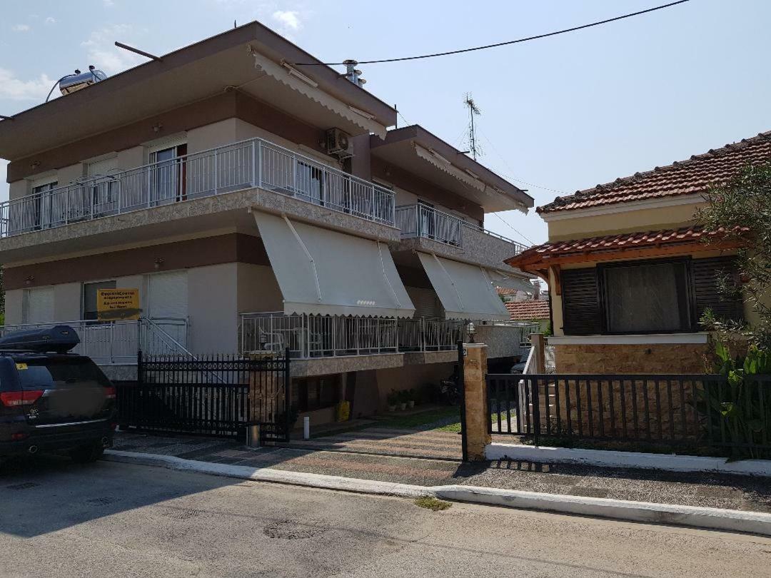 Dimitris Apartments Неа-Плайя Экстерьер фото